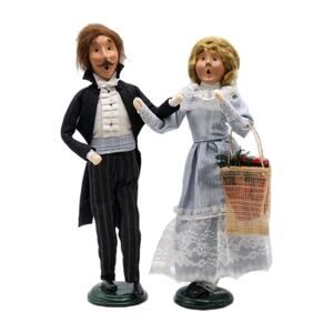 Byers' Choice Dancing Victorian Couple 1999 The Carolers Woman & Man 2 figurines